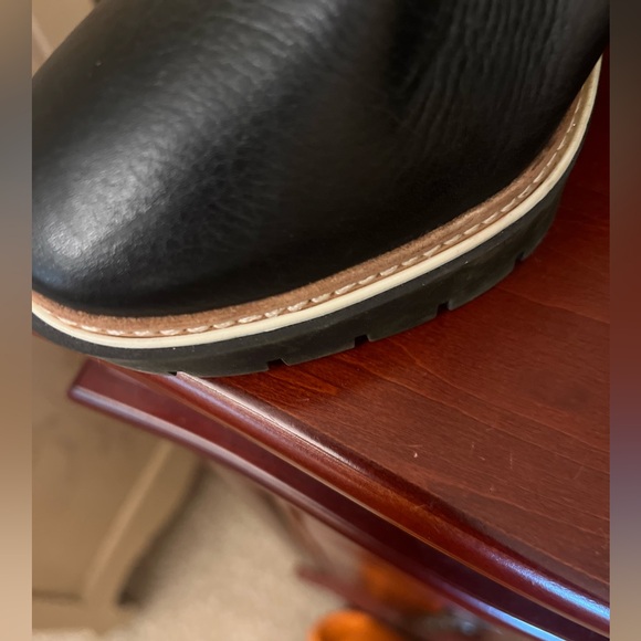 Black Tory Burch platform heel Chelsea boot - Picture 2 of 9